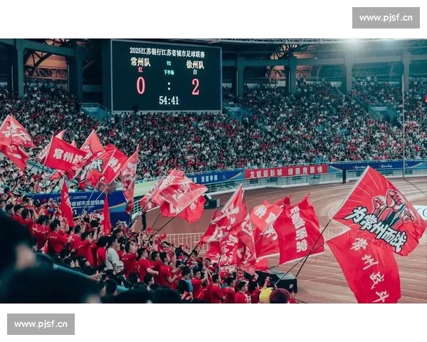 湘超岳阳主场首战在即 焕新场馆静候绿茵燃情